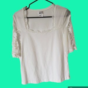 Soft Cotton Items by Design Top Medium Lacey